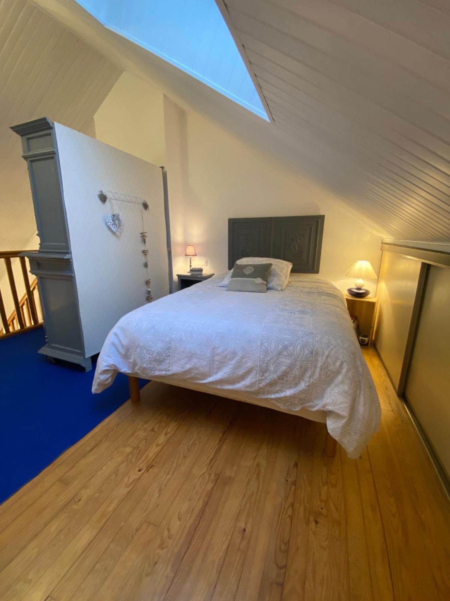 La Maison Des Vacances Chez Genevieve & Norbert 6 A 8 Personnes レ・サ​​ーブル・ドロンヌ エクステリア 写真