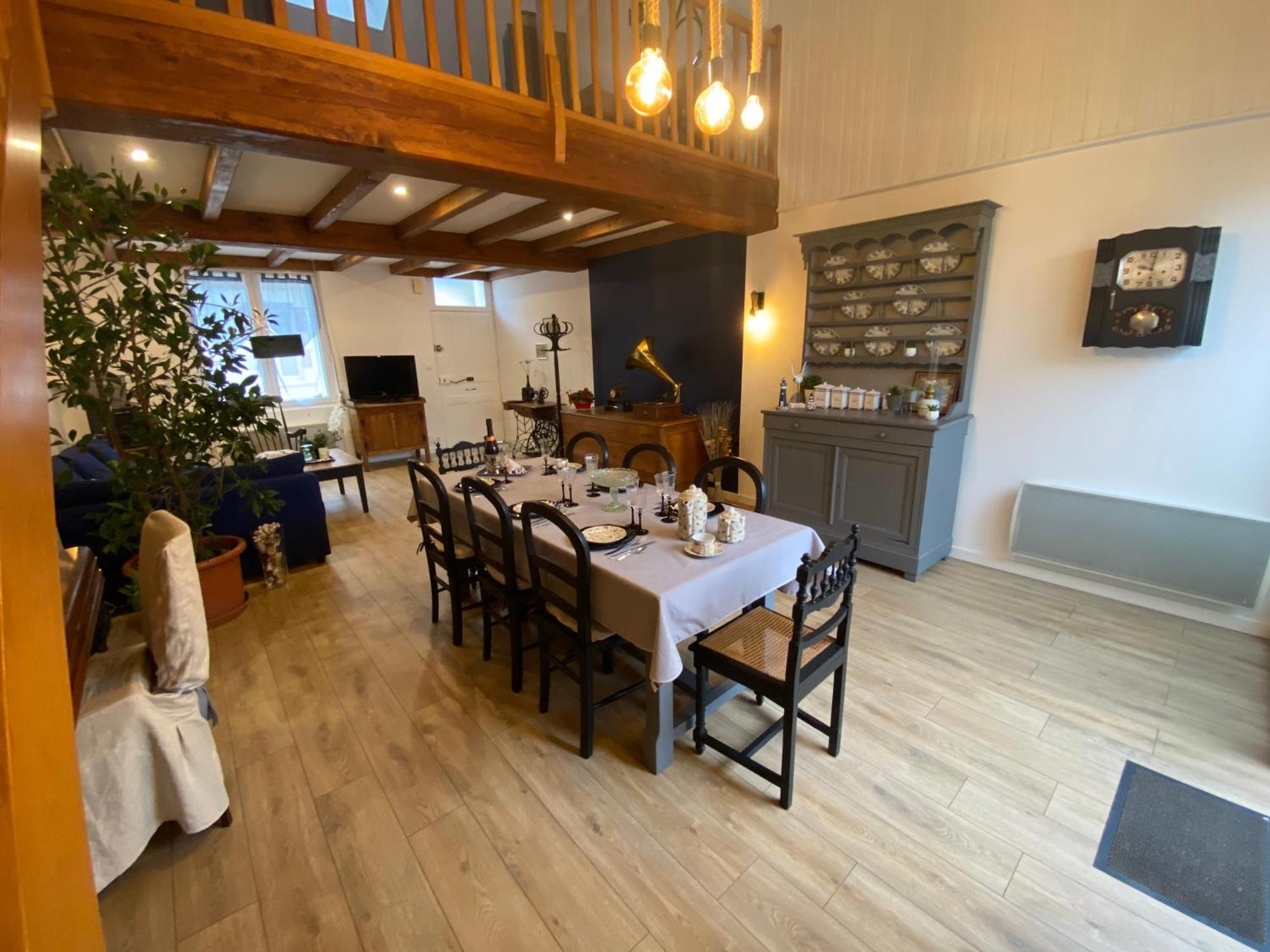 La Maison Des Vacances Chez Genevieve & Norbert 6 A 8 Personnes レ・サ​​ーブル・ドロンヌ エクステリア 写真